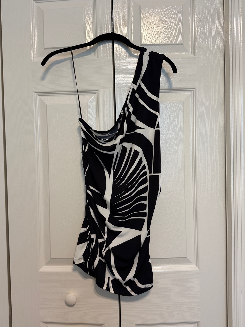 INC International Concepts Black and White One-Shoulder Geometric Top